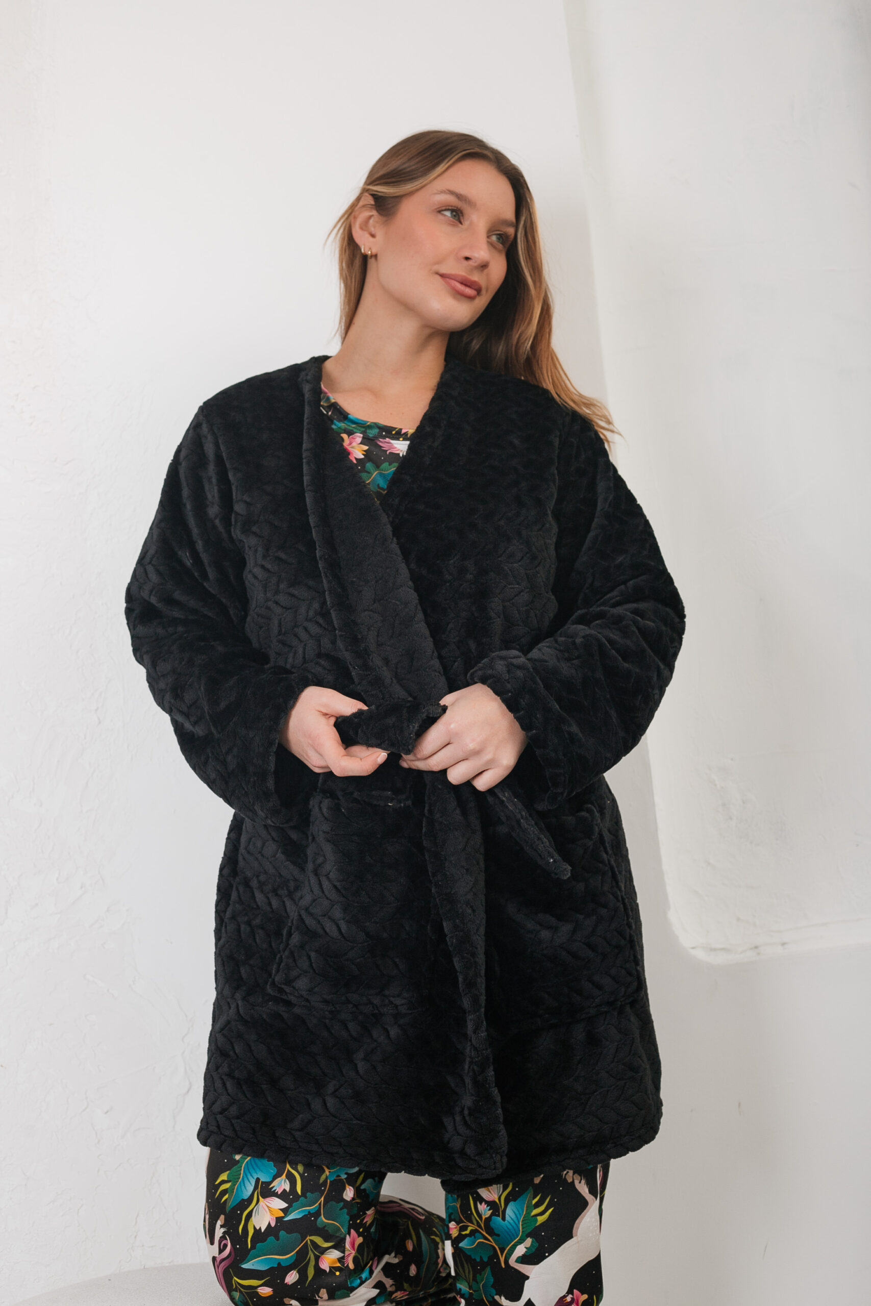 Bata Patmos Negra - Imagen 2