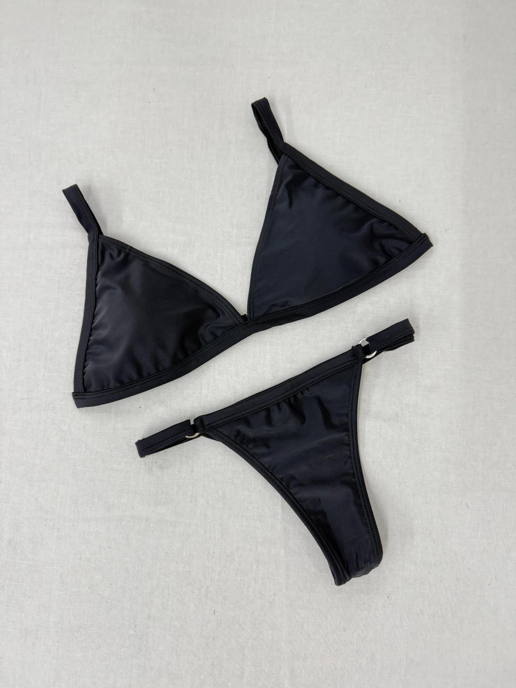 Bikini Maui Black (Con tazas desmontables) - Imagen 2
